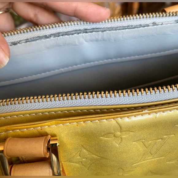 Louis Vuitton Vernis Large Luco Tote - Picture 7 of 15